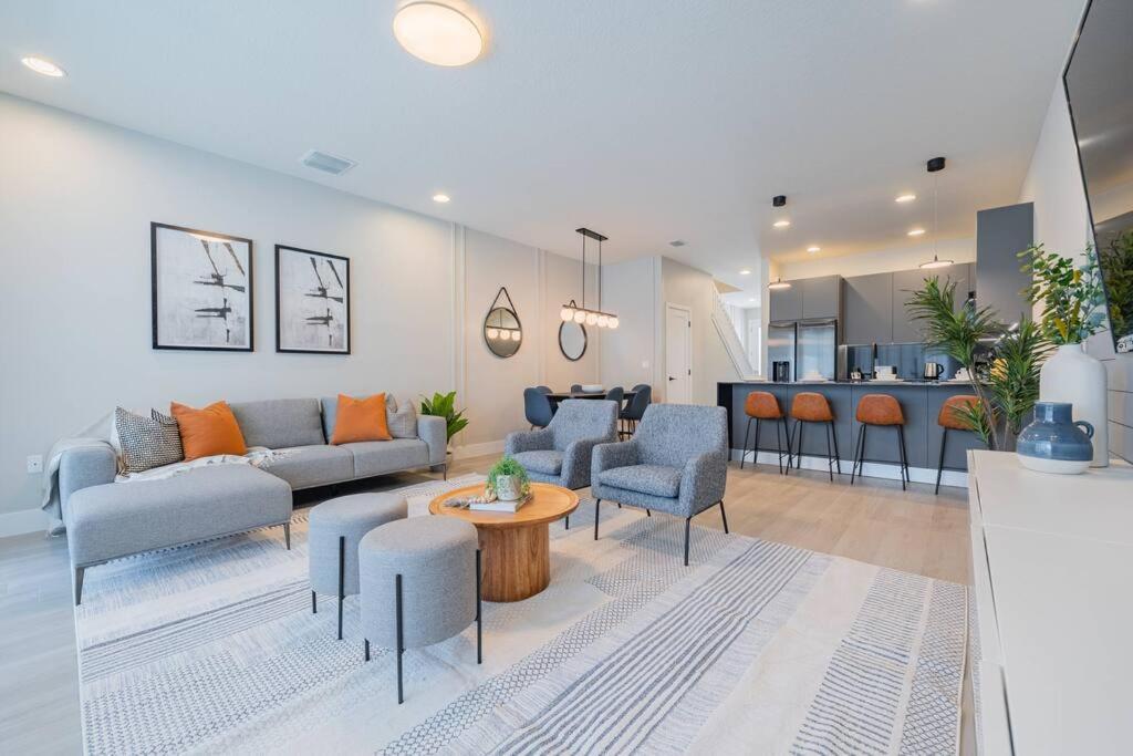 オーランド **Brand New** Luxurious Decor Townhouse With Private Pool Hit17145ヴィラ エクステリア 写真